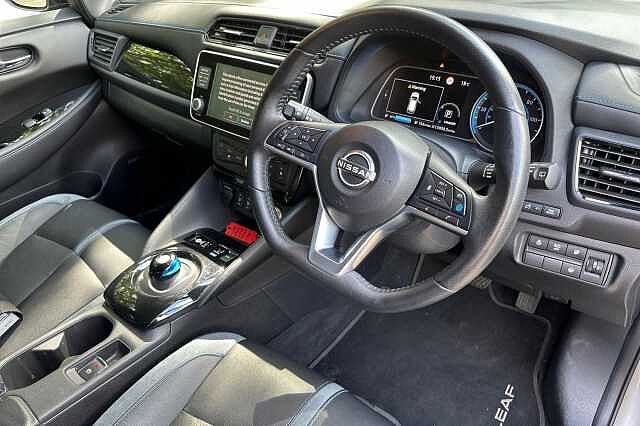 Nissan LEAF 110kW Tekna 39kWh 5dr Auto
