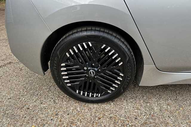 Nissan LEAF 110kW Tekna 39kWh 5dr Auto