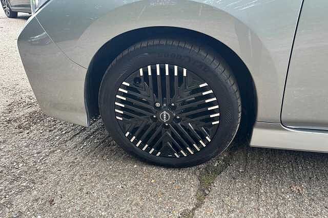 Nissan LEAF 110kW Tekna 39kWh 5dr Auto
