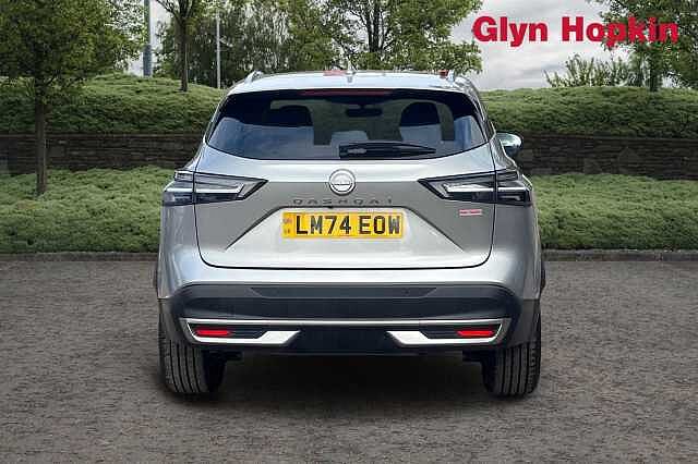 Nissan Qashqai 1.3 DiG-T MH N-Connecta 5dr