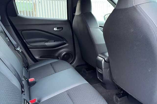 Nissan Juke 1.0 DiG-T N-Connecta 5dr