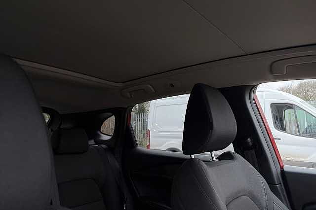 Nissan Qashqai 1.3 DiG-T MH 158 N-Connecta [Glass Rf] 5dr Xtronic