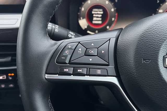 Nissan Juke 1.0 DiG-T Tekna+ 5dr