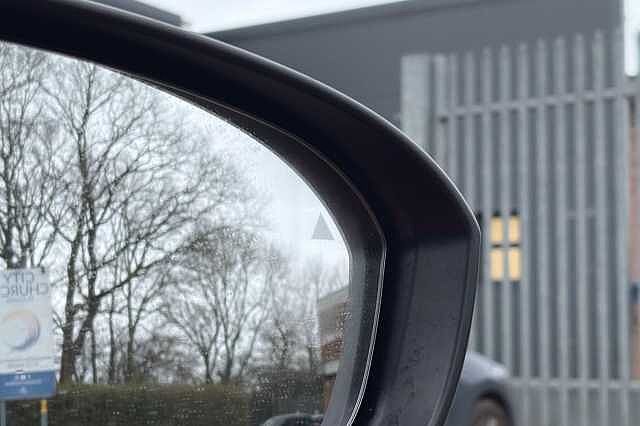 Nissan Juke 1.0 DiG-T Tekna+ 5dr