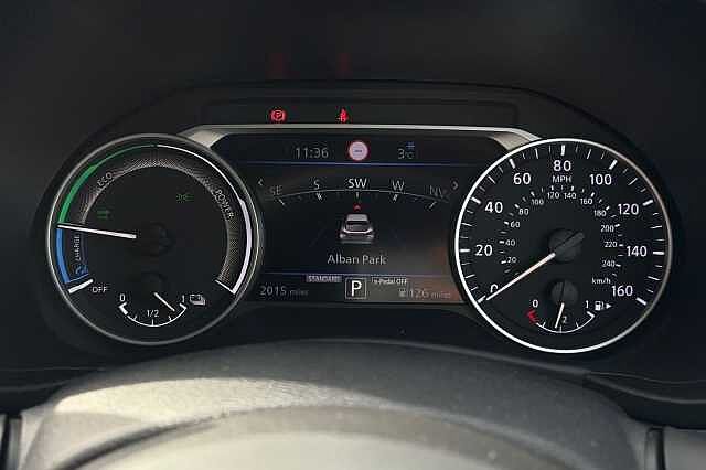 Nissan Juke 1.6 Hybrid N-Connecta 5dr Auto