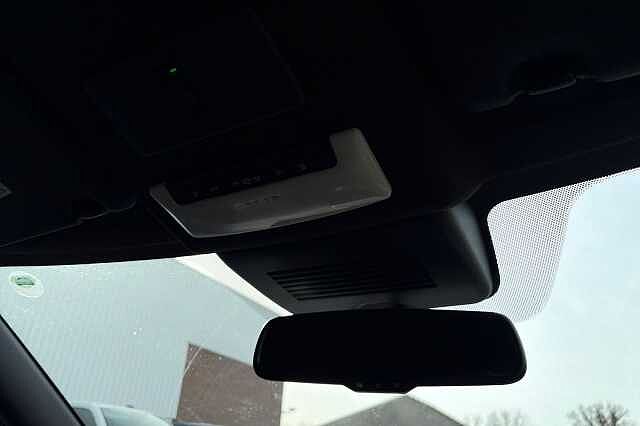 Nissan Juke 1.6 Hybrid N-Connecta 5dr Auto