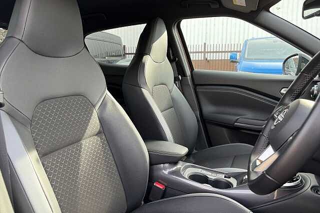 Nissan Juke 1.6 Hybrid N-Connecta 5dr Auto