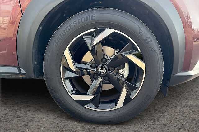Nissan Juke 1.6 Hybrid N-Connecta 5dr Auto
