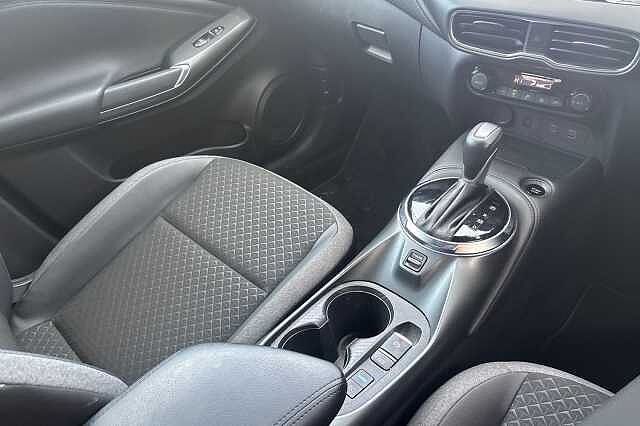 Nissan Juke 1.6 Hybrid N-Connecta 5dr Auto