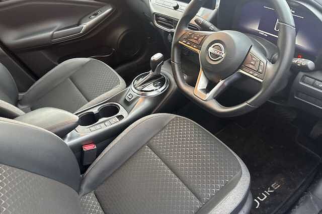 Nissan Juke 1.6 Hybrid N-Connecta 5dr Auto