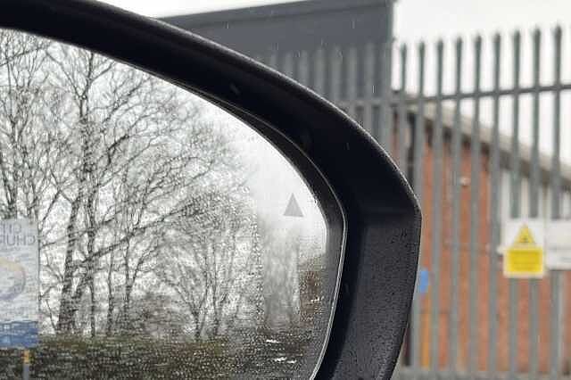 Nissan Qashqai 1.3 DiG-T MH Acenta Premium 5dr