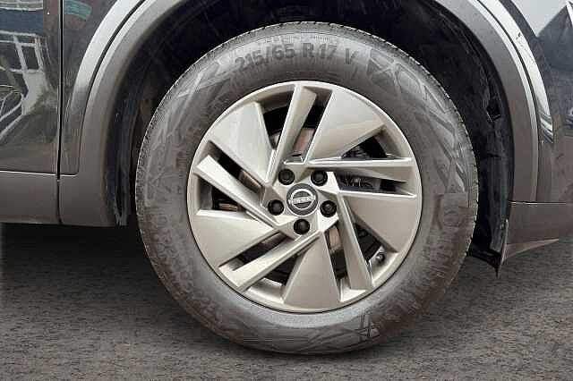 Nissan Qashqai 1.3 DiG-T MH Acenta Premium 5dr