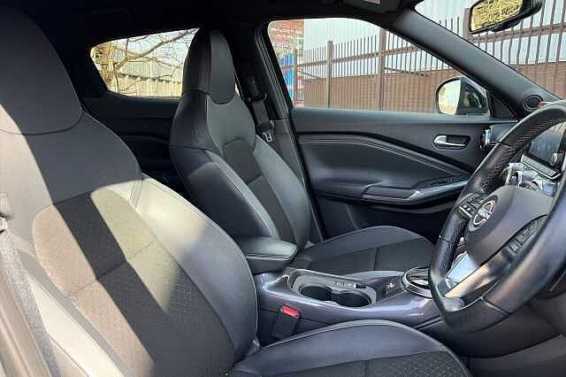 Nissan Juke 1.0 DiG-T 114 N-Connecta 5dr DCT