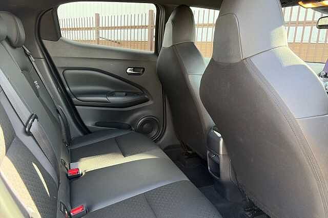 Nissan Juke 1.0 DiG-T 114 N-Connecta 5dr DCT