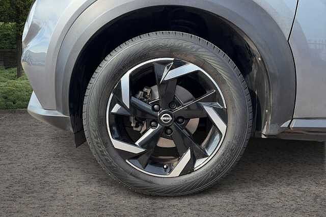 Nissan Juke 1.0 DiG-T 114 N-Connecta 5dr DCT