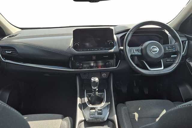 Nissan Qashqai 1.3 DiG-T MH Premiere Edition 5dr