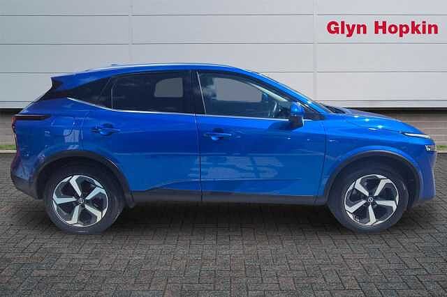 Nissan Qashqai 1.3 DiG-T MH Premiere Edition 5dr