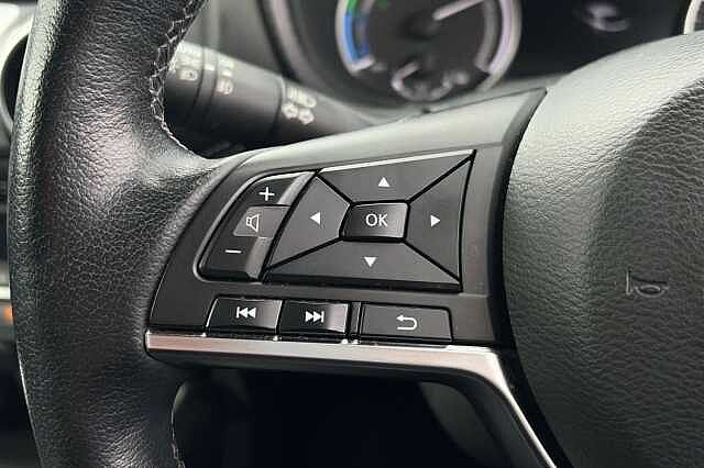 Nissan Juke 1.6 Hybrid Tekna 5dr Auto