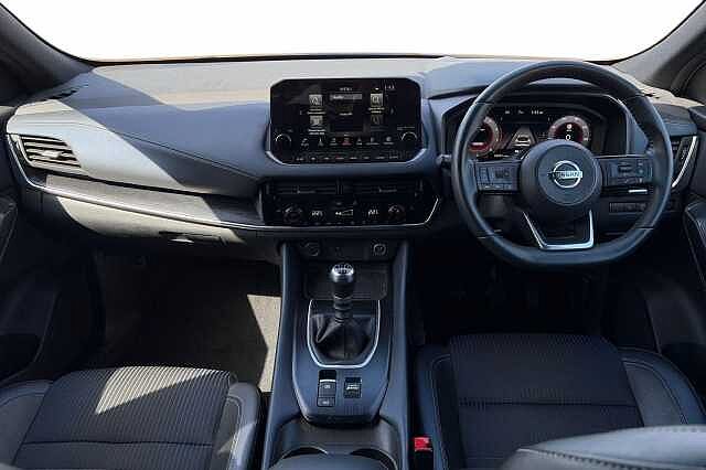 Nissan Qashqai 1.3 DiG-T MH Tekna 5dr