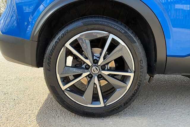 Nissan Qashqai 1.3 DiG-T MH Tekna 5dr