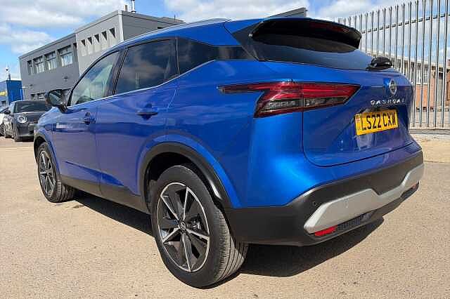 Nissan Qashqai 1.3 DiG-T MH Tekna 5dr