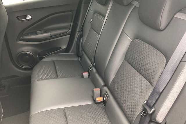 Nissan Juke 1.0 DiG-T N-Connecta 5dr