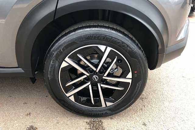 Nissan Juke 1.0 DiG-T N-Connecta 5dr