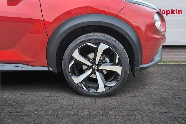 Nissan Juke 1.0 DiG-T Tekna 5dr DCT