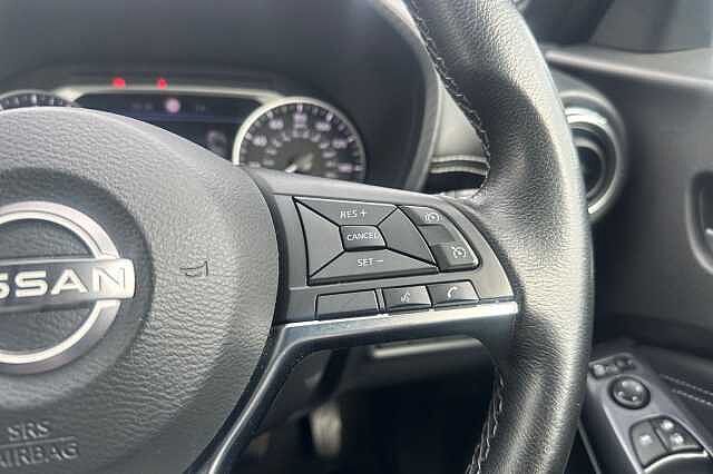 Nissan Juke 1.0 DiG-T 114 N-Connecta 5dr