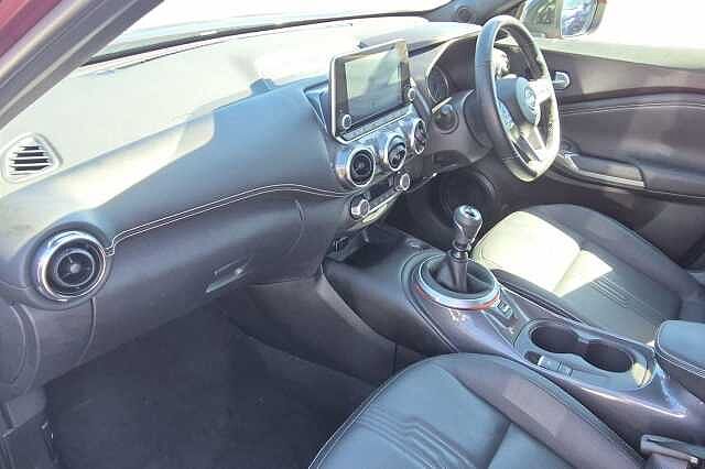 Nissan Juke 1.0 DiG-T 114 Tekna 5dr