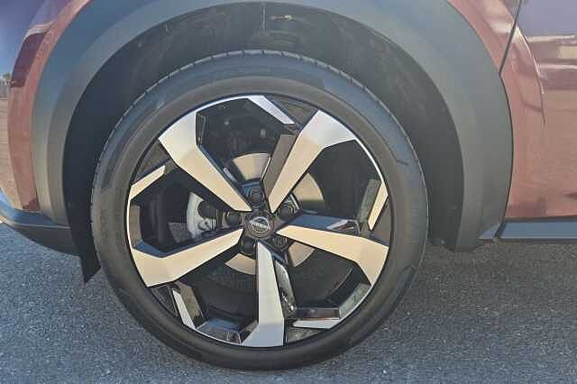 Nissan Juke 1.0 DiG-T 114 Tekna 5dr