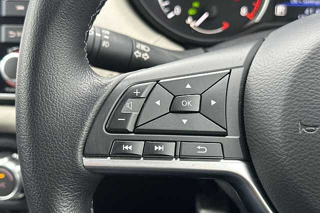 Nissan Micra 1.0 IG-T 92 Tekna 5dr CVT
