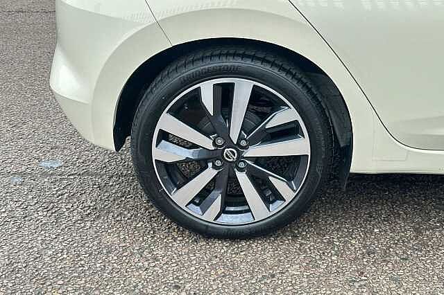 Nissan Micra 1.0 IG-T 92 Tekna 5dr CVT
