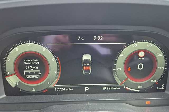 Nissan Qashqai 1.3 DiG-T MH 158 Tekna 5dr Xtronic