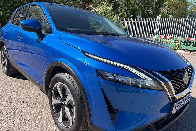 Nissan Qashqai 1.3 DiG-T MH 158 N-Connecta 5dr Xtronic