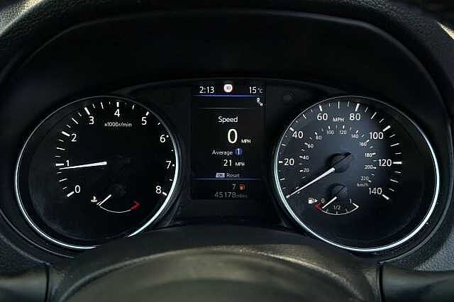 Nissan Qashqai 1.3 DiG-T N-Connecta 5dr